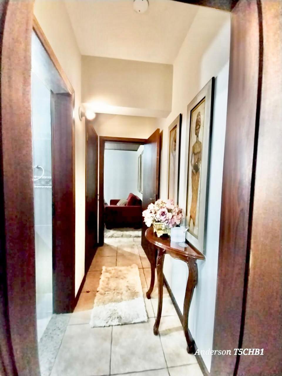 Apartment Vhl
